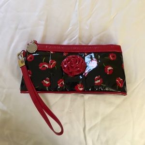 Price Firm!! Frill by Vera Bradley wristlet